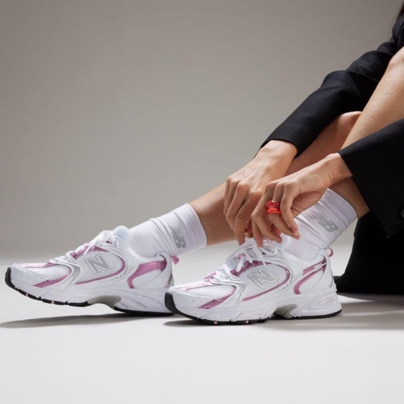 New Balance Shoes - New Balance Womens 530 Casual Sneakers MR530PK
